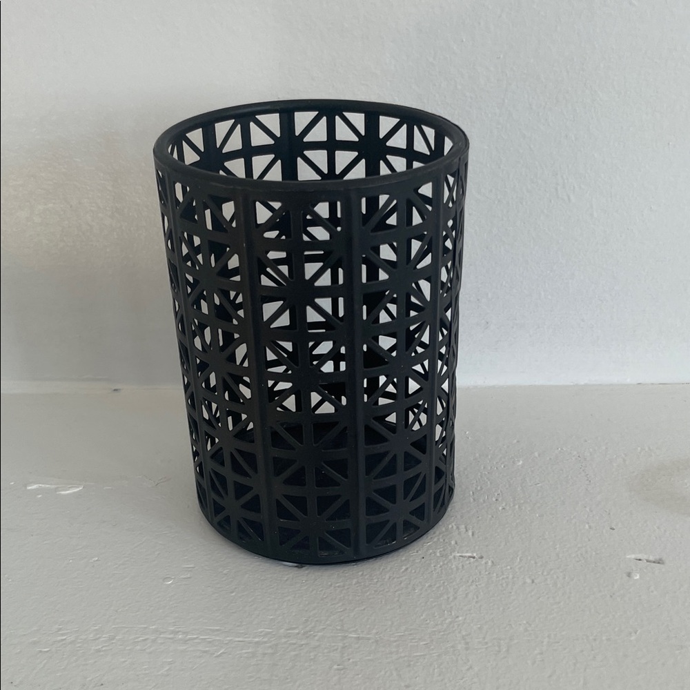 Black Metal Pen Holder
